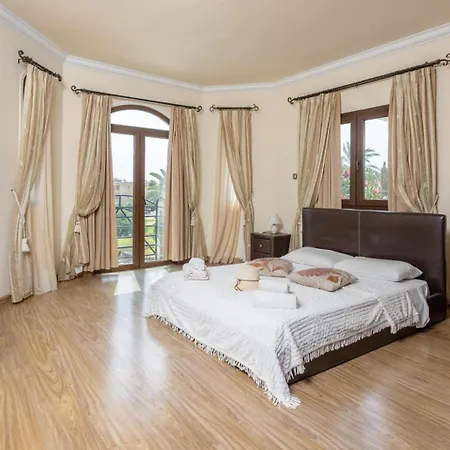 Villa Elysia Paralimni
