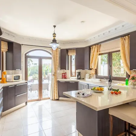 Villa Elysia *