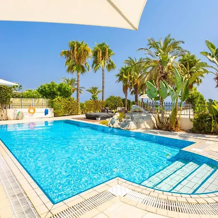 Villa Elysia Paralimni