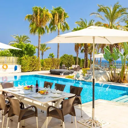 Elysia Paralimni